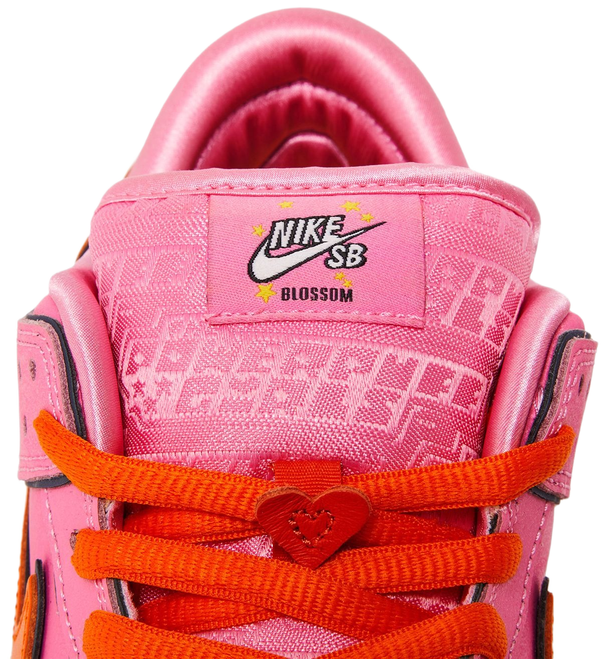 Nike SB Dunk Low x The Powerpuff Girls ‘Blossom’