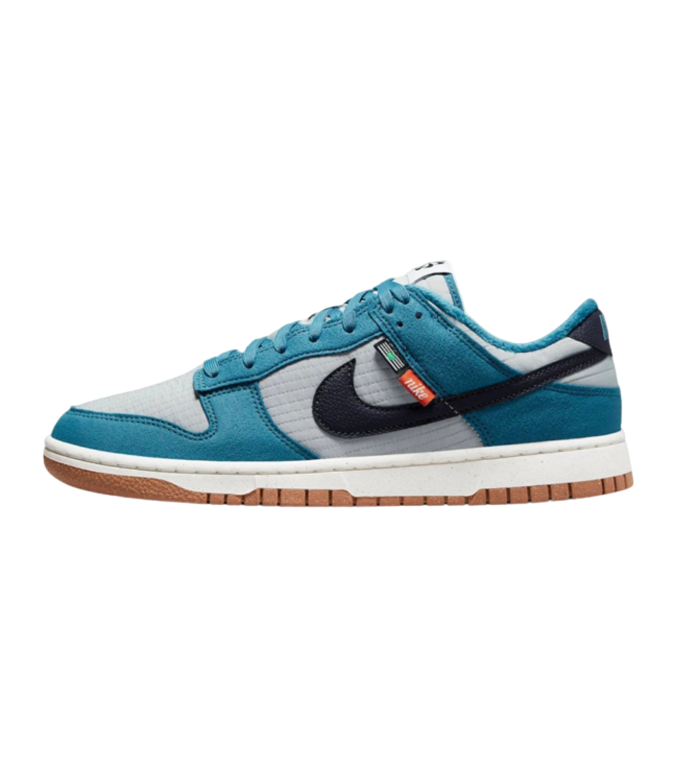 Nike Dunk Low SE ‘Toasty Rift Blue’