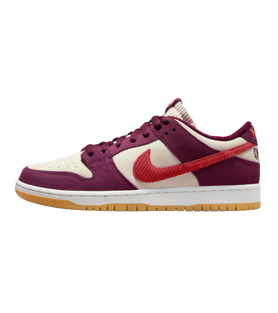 Nike SB Dunk Low Skate Like a Girl