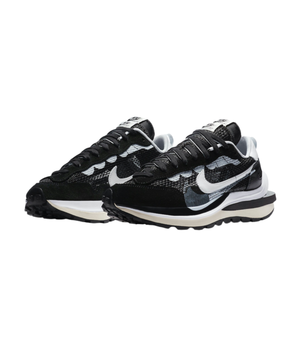 Nike Vaporwaffle x Sacai Black White