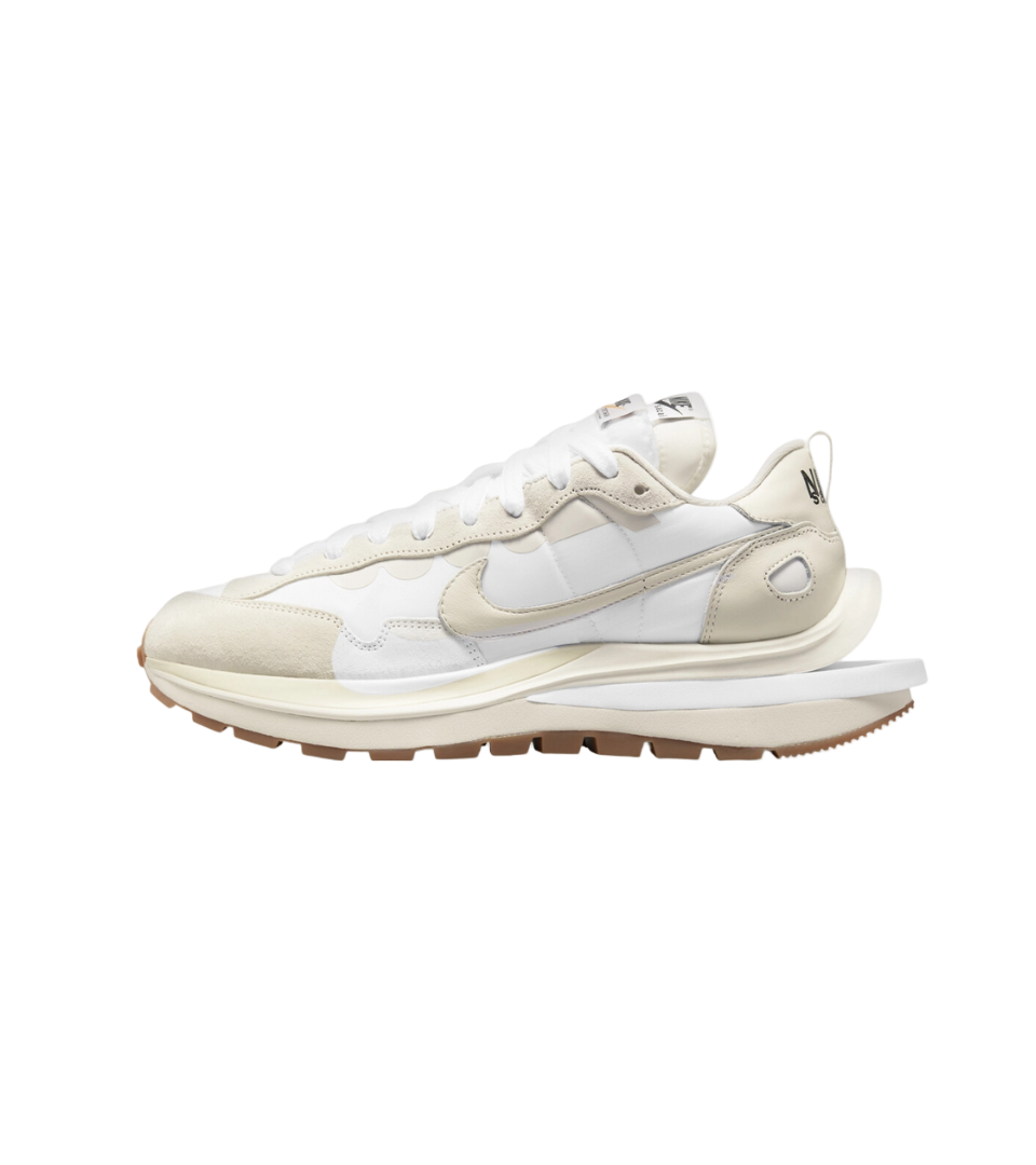 Nike Vaporwaffle sacai Sail Gum