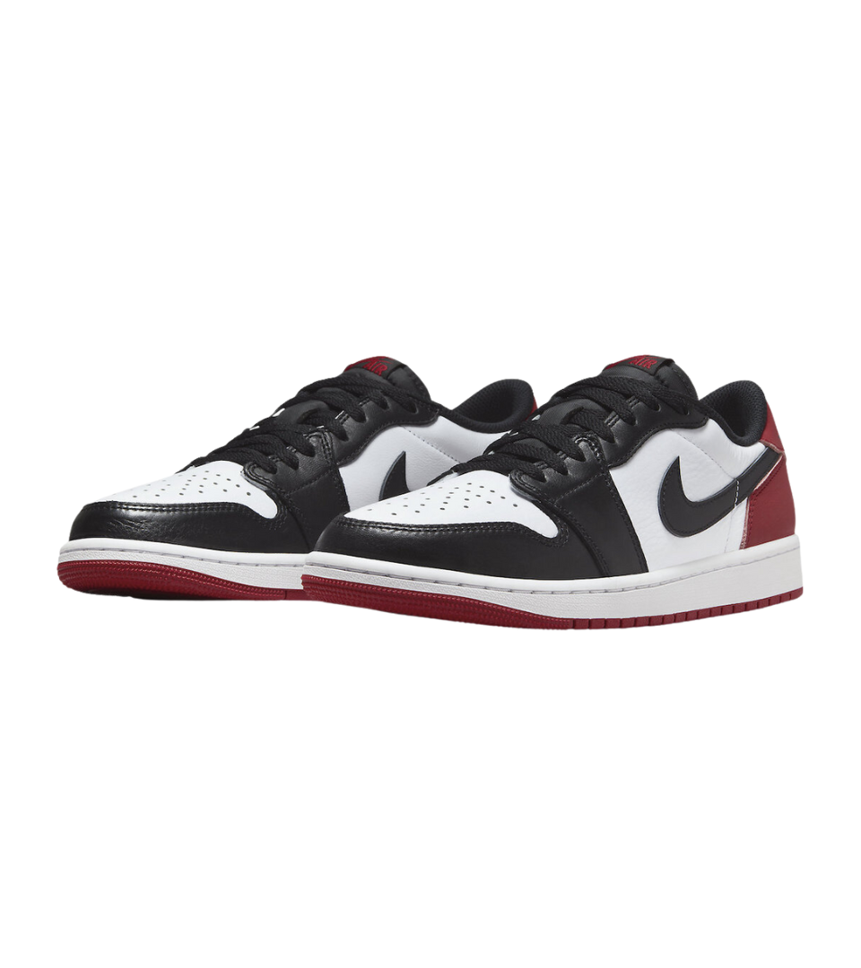 Air Jordan 1 Retro Low OG Black Toe (2023)
