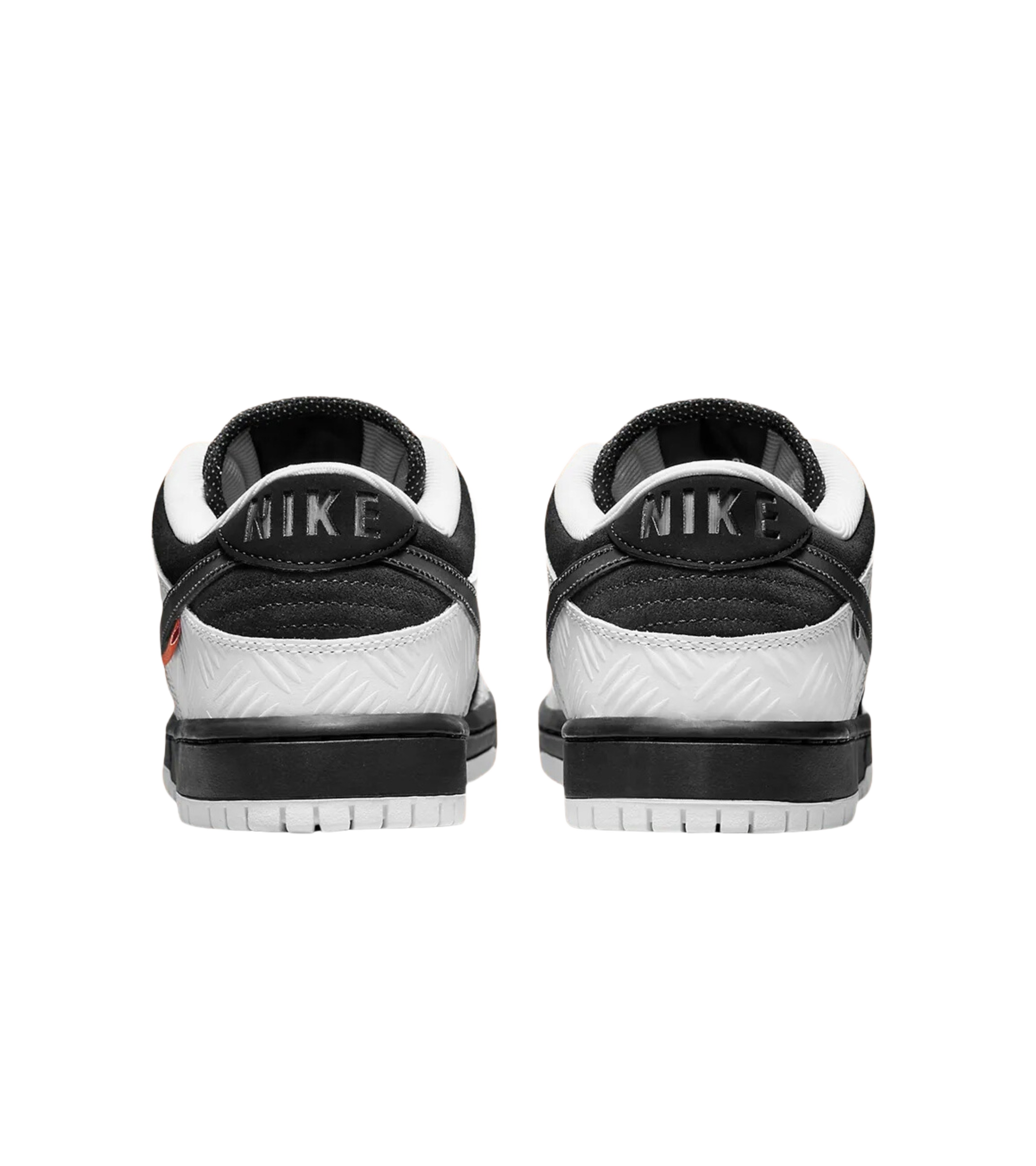 Nike SB Dunk Low TIGHTBOOTH