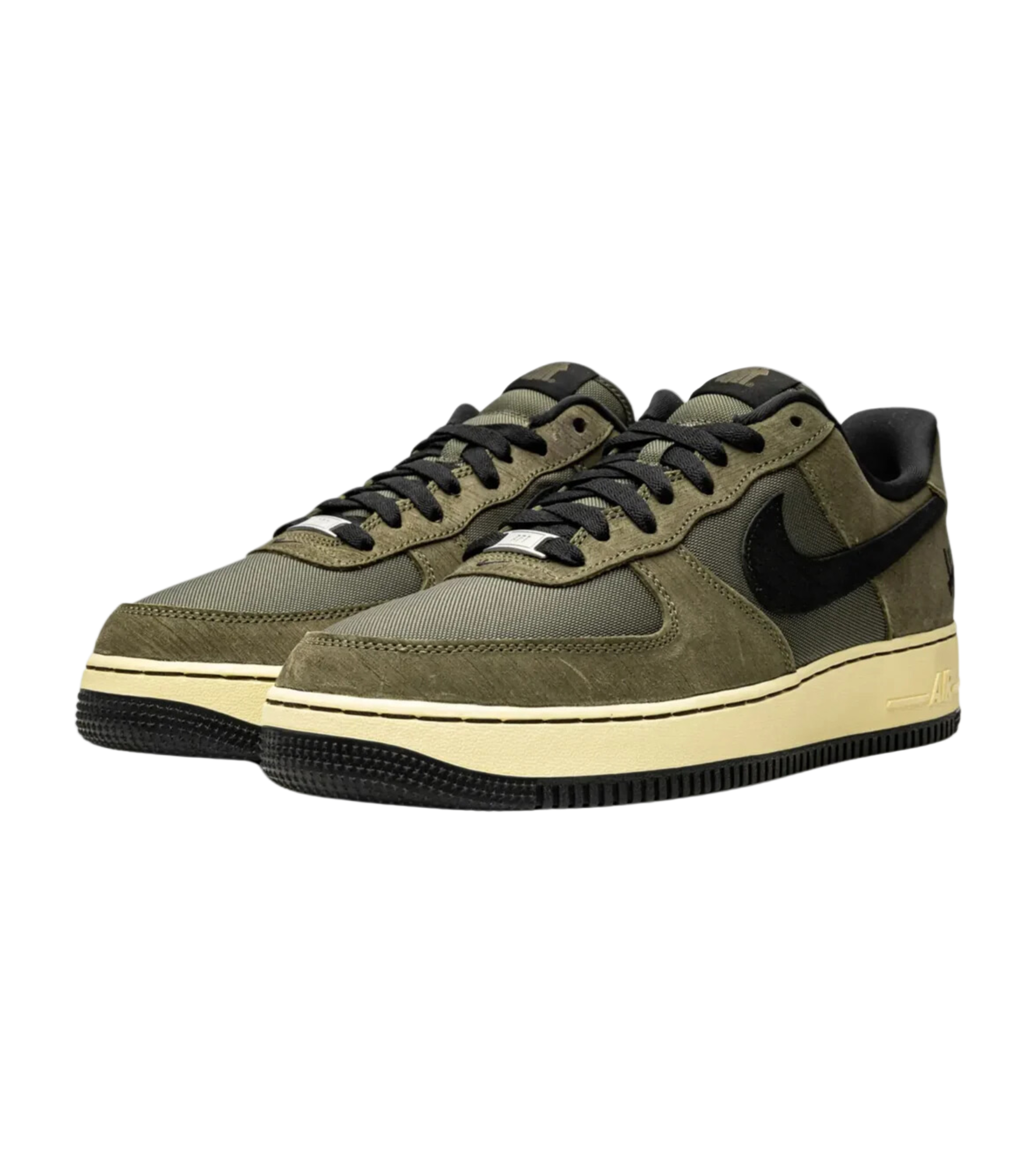 Nike Air Force 1 Low SP Undefeated Ballistic Dunk vs. AF1