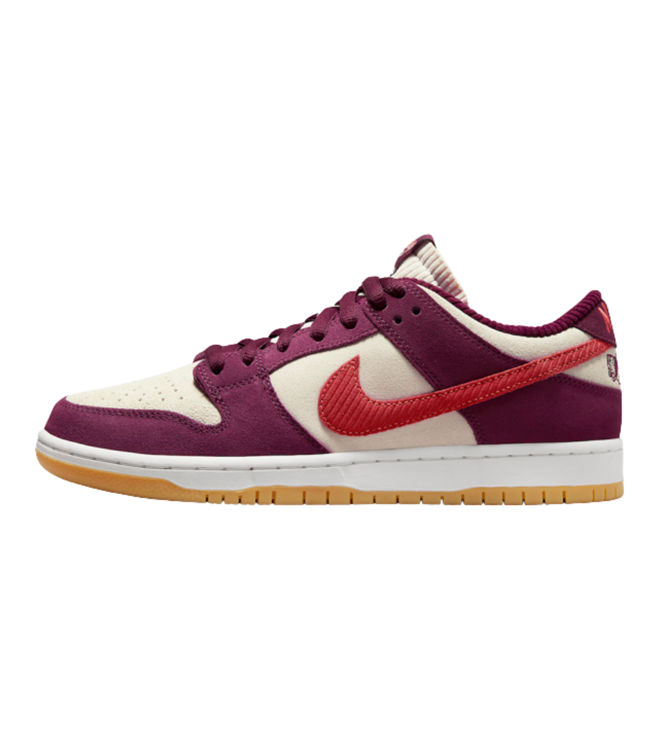 Nike SB Dunk Low Skate Like a Girl