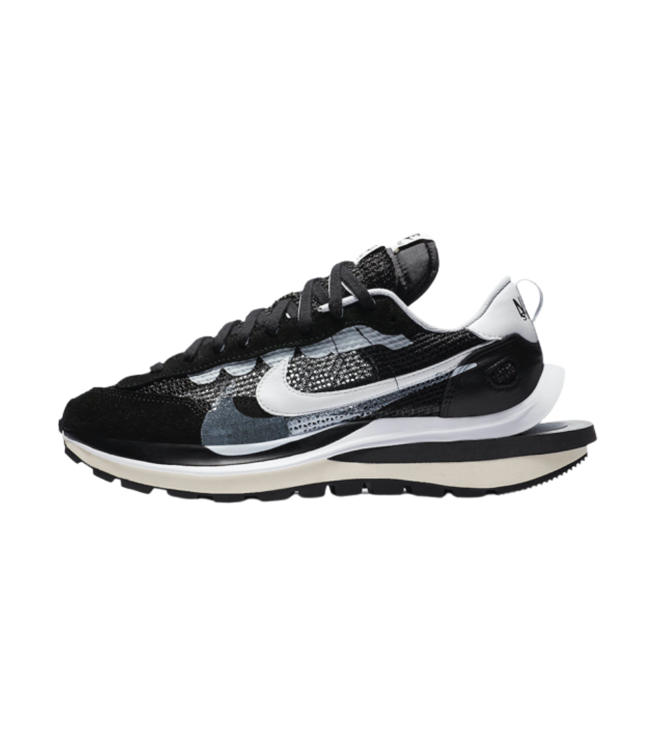 Nike Vaporwaffle x Sacai Black White