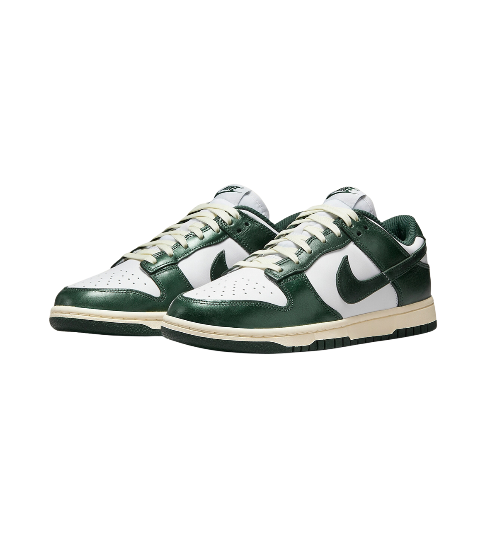 Nike Dunk Low ‘Vintage Green’ (W)