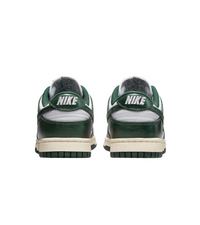 Nike Dunk Low ‘Vintage Green’ (W)