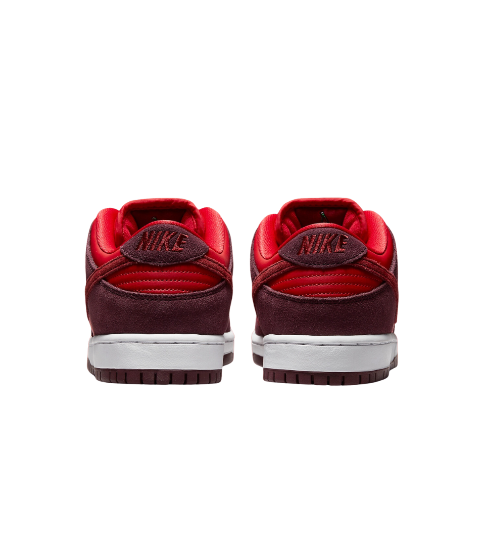 Nike SB Dunk Low ‘Cherry’