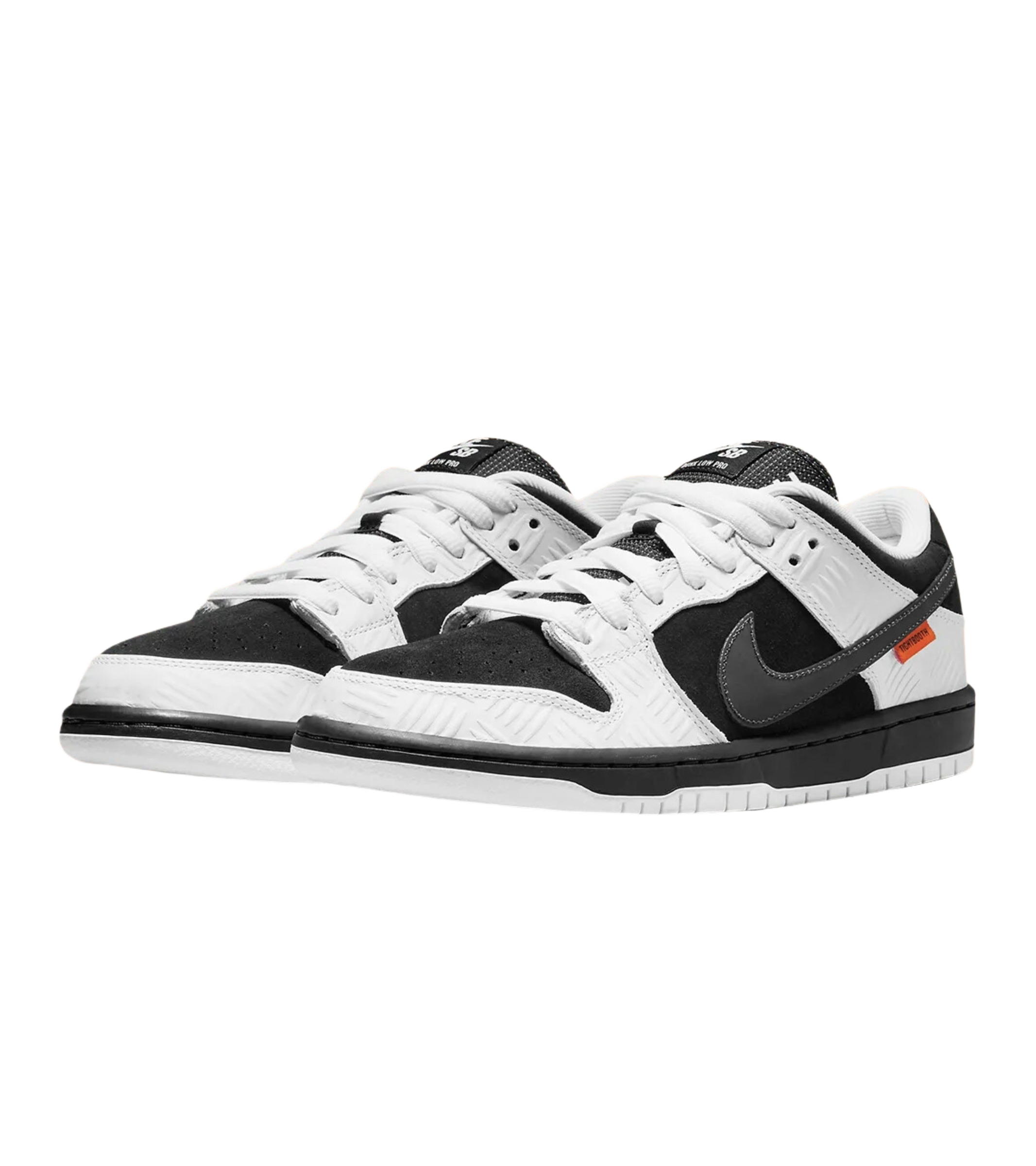 Nike SB Dunk Low TIGHTBOOTH
