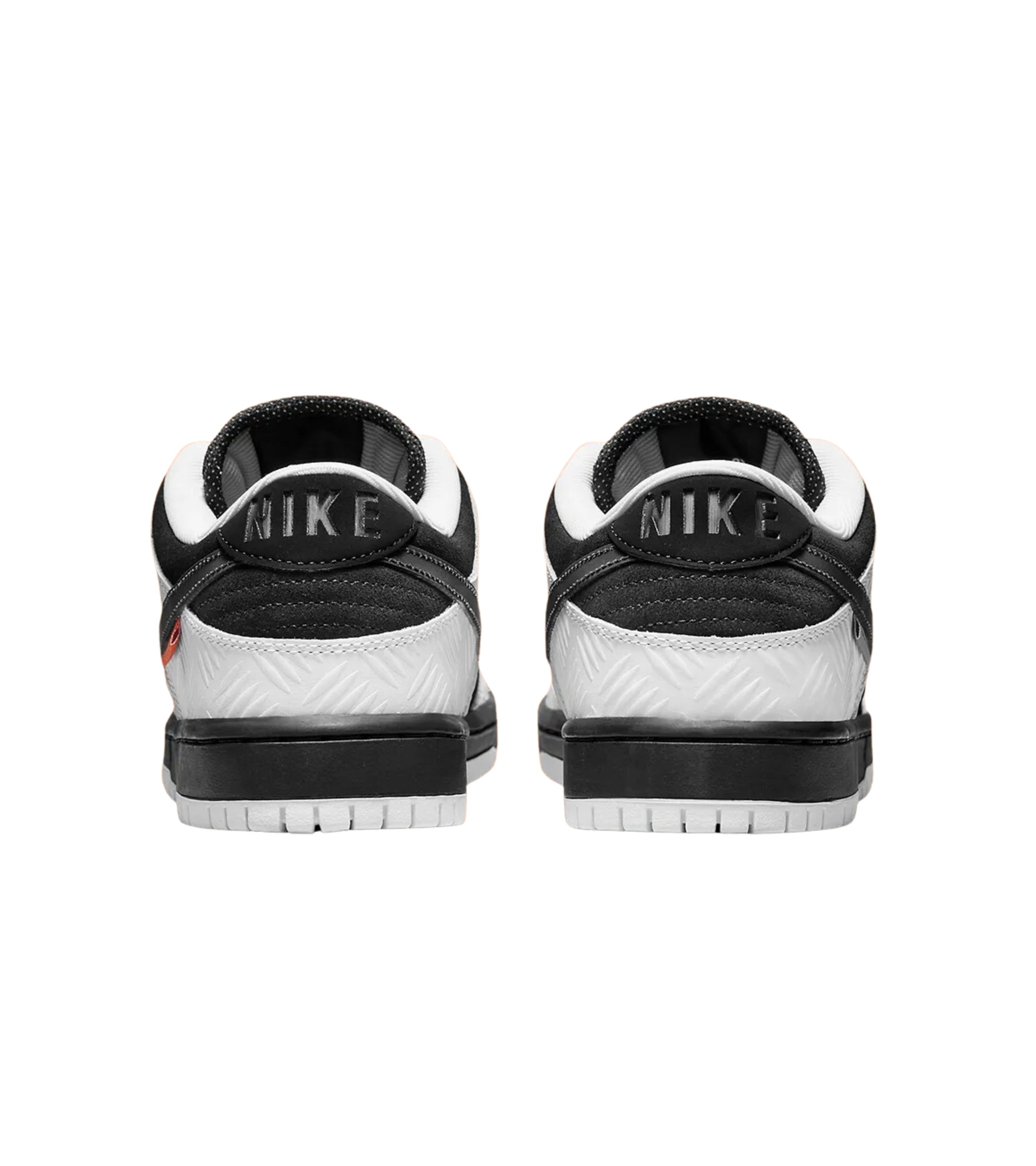 Nike SB Dunk Low TIGHTBOOTH