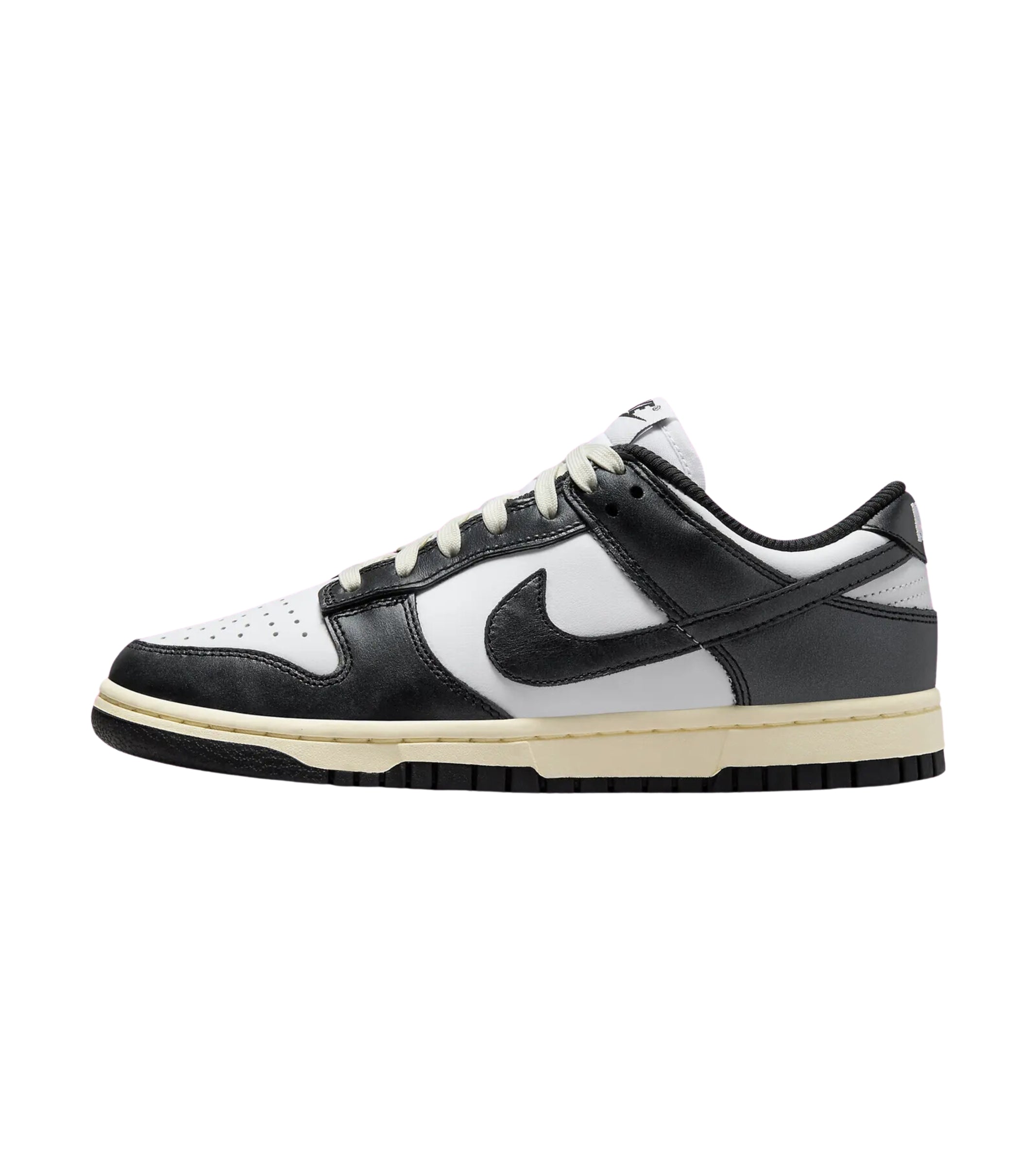 Nike Dunk Low Vintage Panda (W)