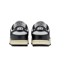 Nike Dunk Low Vintage Panda (W)