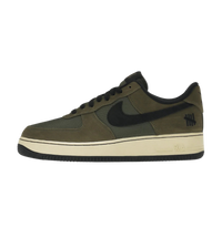 Nike Air Force 1 Low SP Undefeated Ballistic Dunk vs. AF1